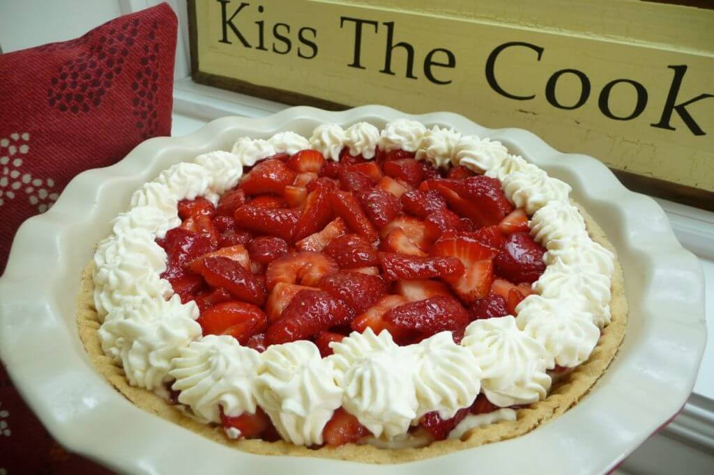 Gluten Free Strawberry Shortcake Pie