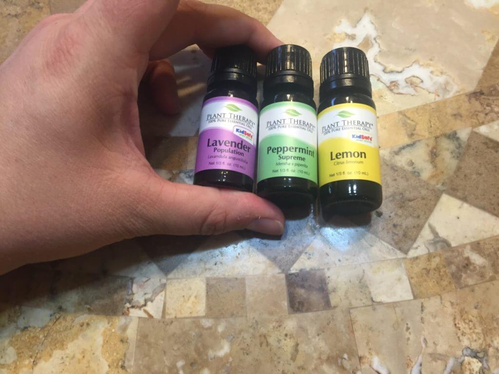 How to Get Amazing Essential Oil Training + 3 Full Size Bottles of Oils for less than $30!